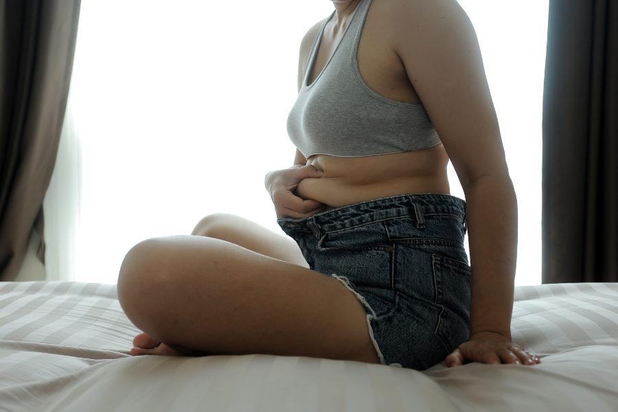 小腹脂肪堆積如何消除？了解下腹脂肪堆積原因及解決方法